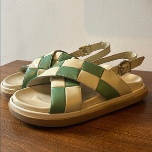 *Preowned* Alohas Marshmallow Scacchi Criss Cross Sandal sz 39